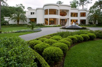Contemporary Landscaping - Houston, TX